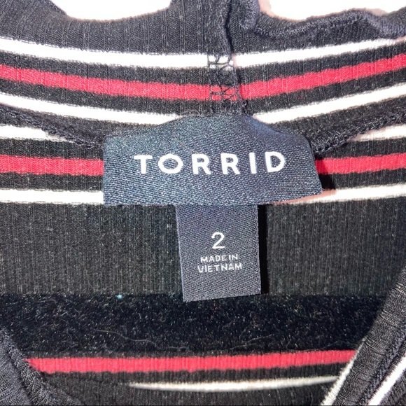 Torrid Striped Henley Top Size 2X - Picture 6 of 10